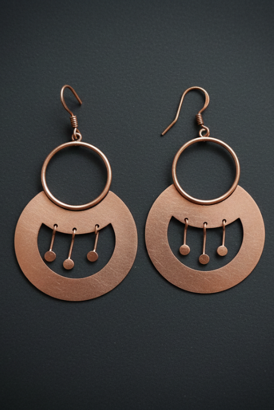 HALF CIRCLE EARRINGS